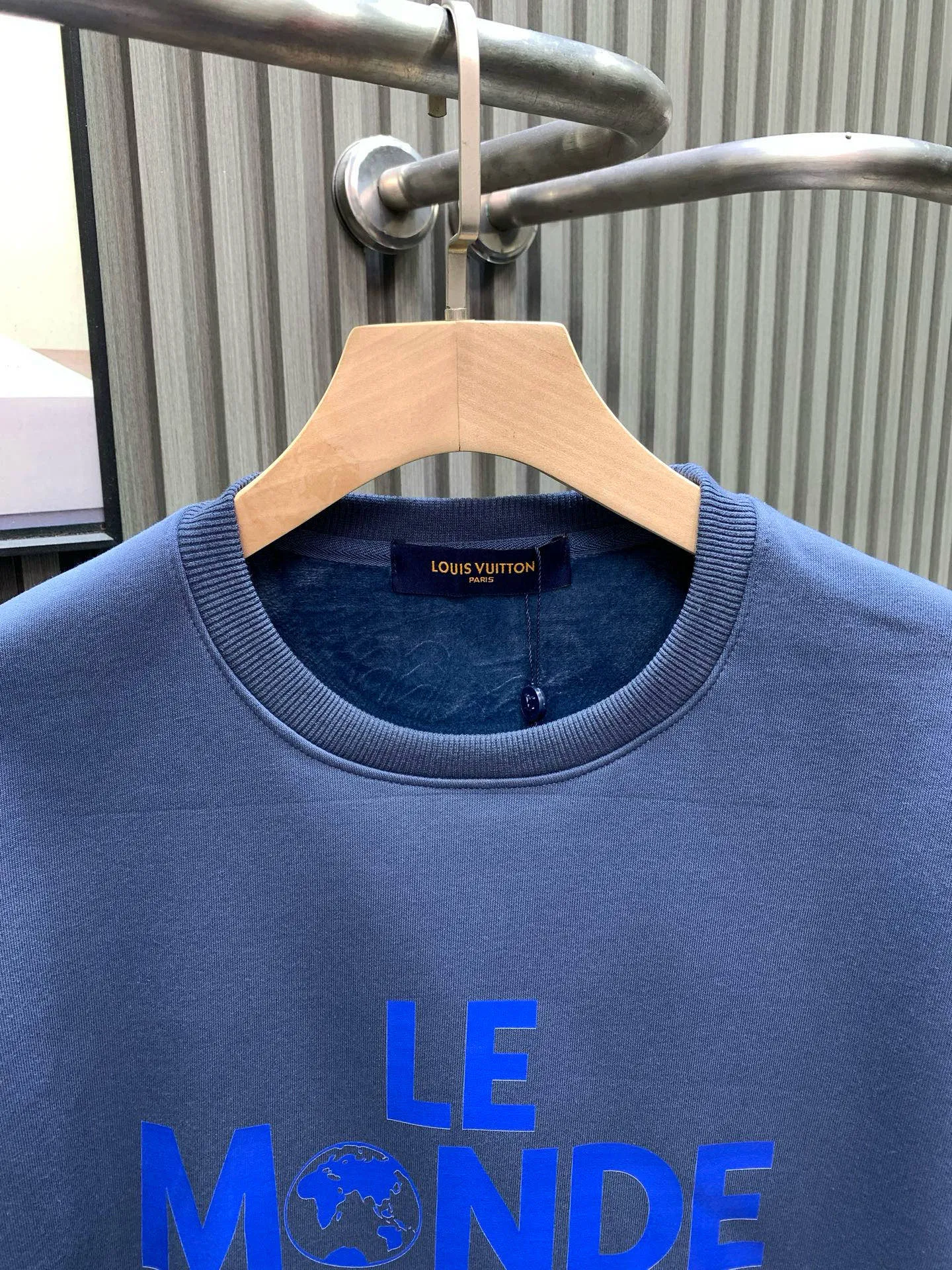 🅿️250 blue